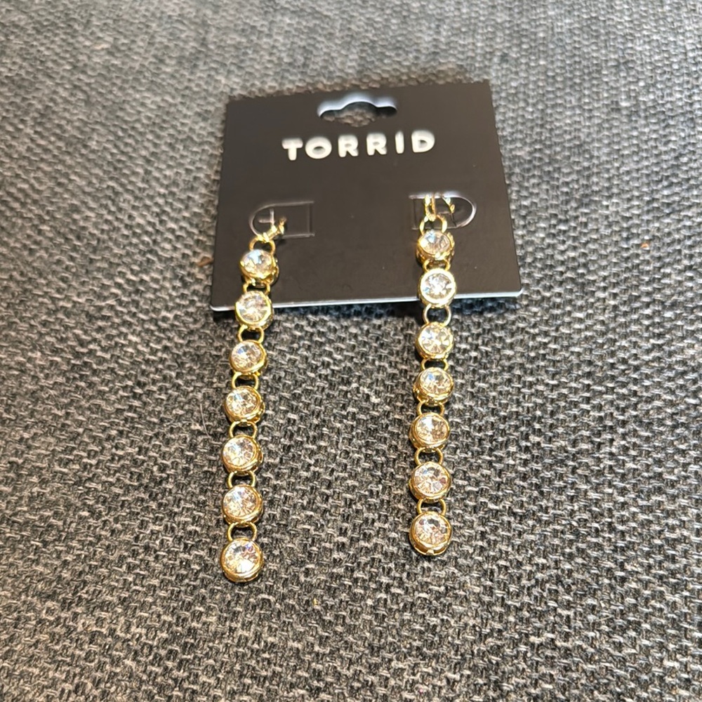 Torrid Gold and rhinestone linear earrings NWOT